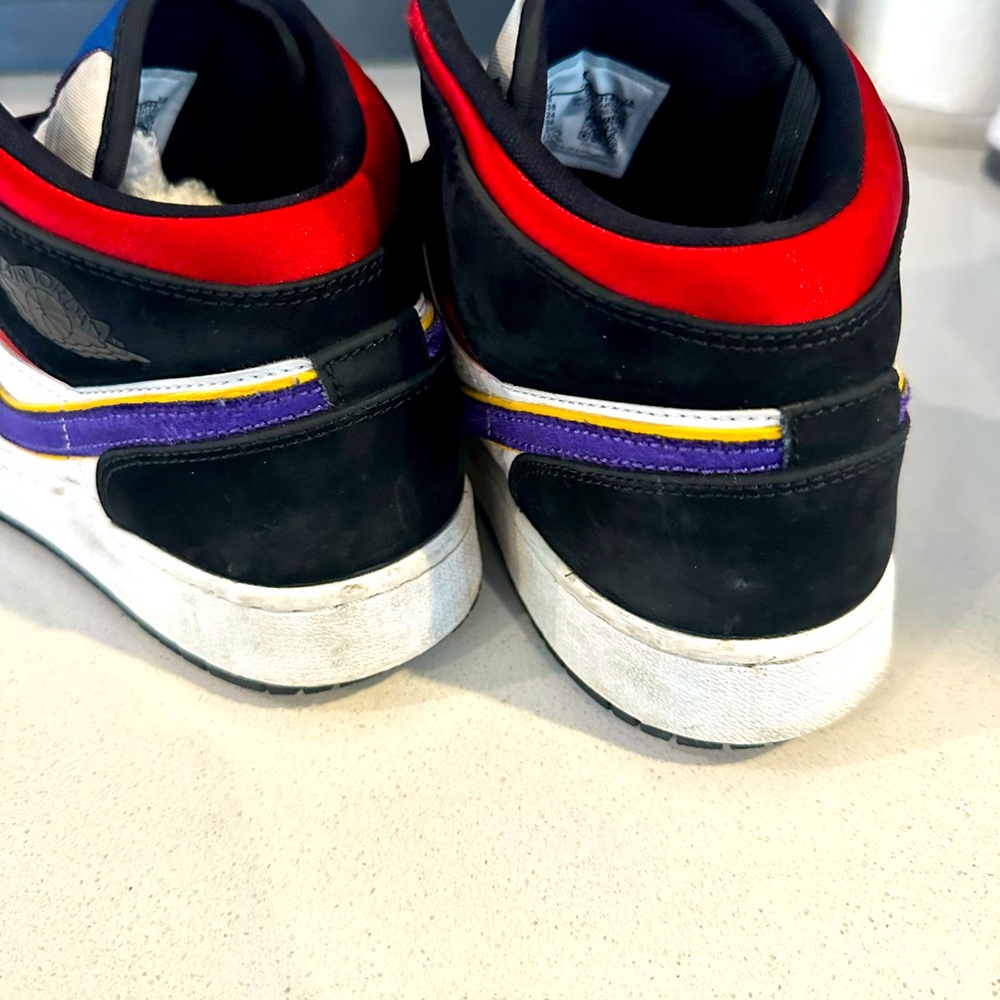 Air Jordan 1 mid “Rivals” - Picture 2 of 3